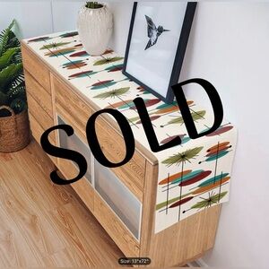 New MCM Vintage Style Atomic Starburst Table Runner